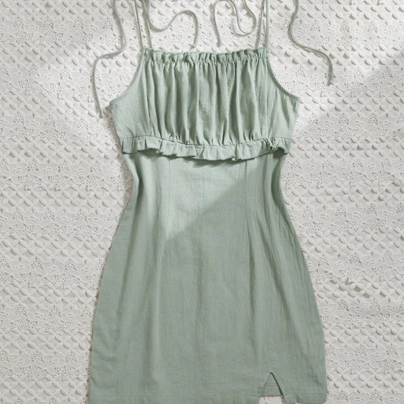 Solid Ruched Bust Cami Dress - Picture 4 of 5